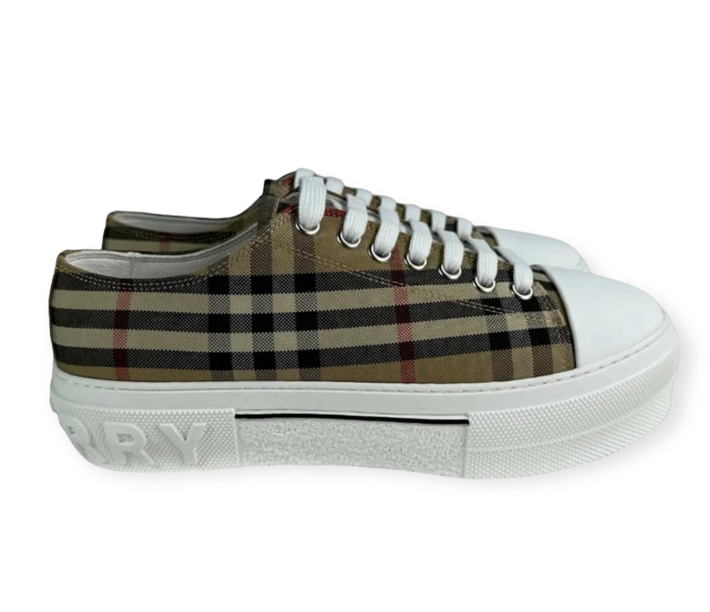 Burberry Sneakers