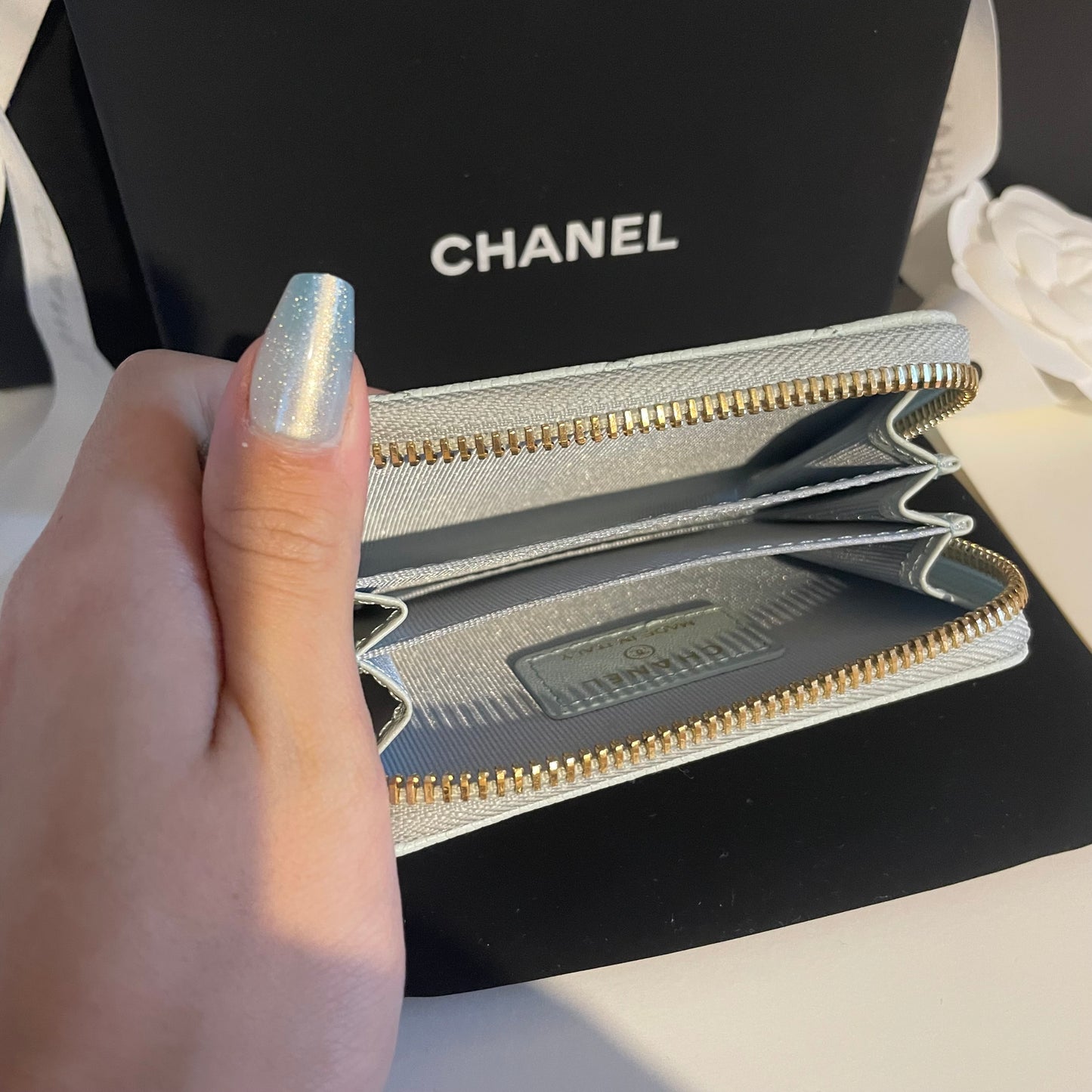 Chanel Coin Wallet - Gold Hardware - Zipped